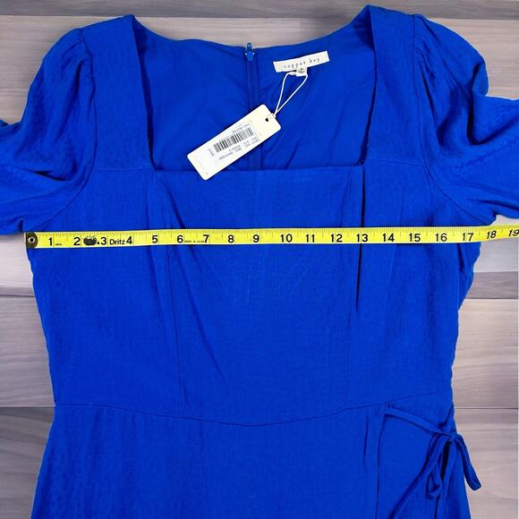 Copper Key Faux Wrap Dress Size Medium Blue Career Textured Classic Rayon  Mini - Picture 15 of 16